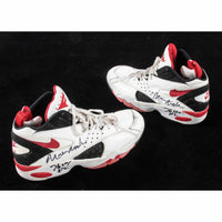 Moses Malone 76ers Signed Game Used Shoes - PSA Auction Letter